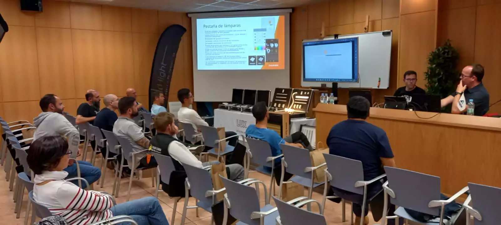 , Jornada formativa sobre el control de iluminación con el sistema Casambi, Worldlight | Estudio de iluminación profesional