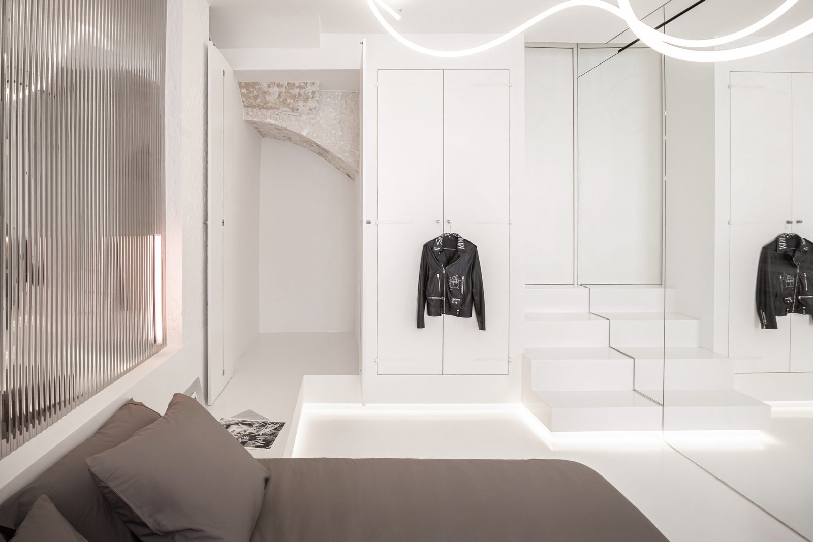 Luz de acento en vivienda de diseño en Mallorca, proyecto Cyberpink